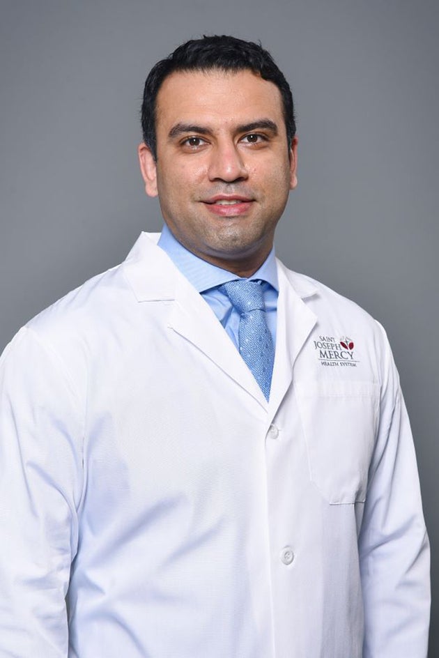 Aaref Badshah, MD